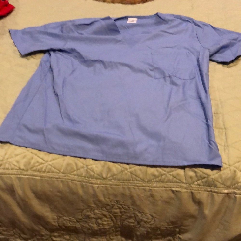 Scrub top